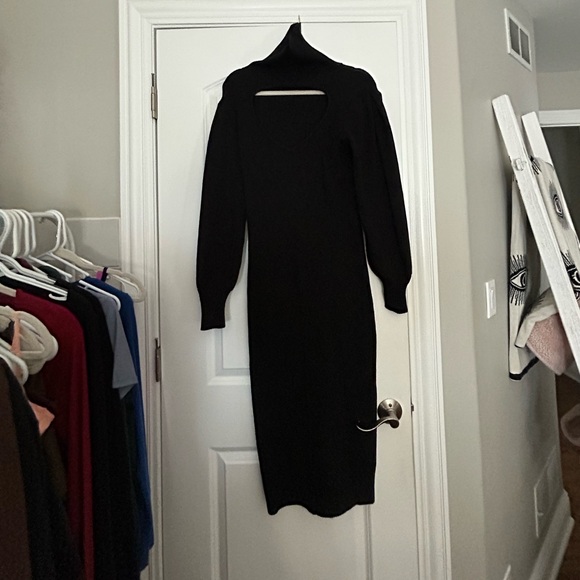 Farm Rio Black Heart Neckline Knit Dress - Picture 4 of 6